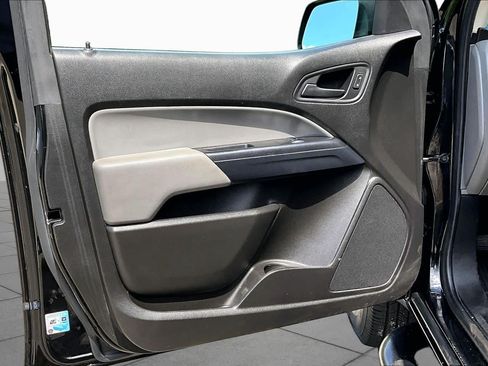 Used 2017 GMC Canyon SL RWD image 22