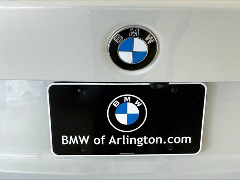 Used 2025 BMW 330i xDrive Sedan w/ Premium Package image 15