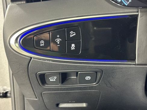 Used 2023 Genesis GV70 2.5T Sport Prestige w/ Sport Prestige Package image 19