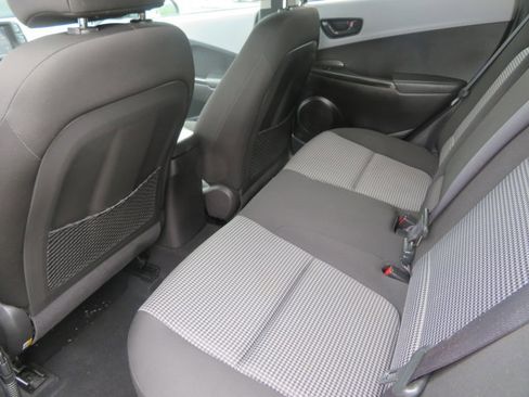 Used 2019 Hyundai Kona SEL image 13