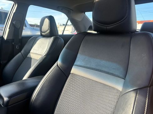 Used 2014 Toyota Camry SE image 11