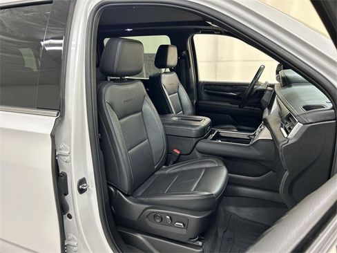 Used 2022 GMC Yukon XL Denali w/ Max Trailering Package image 25