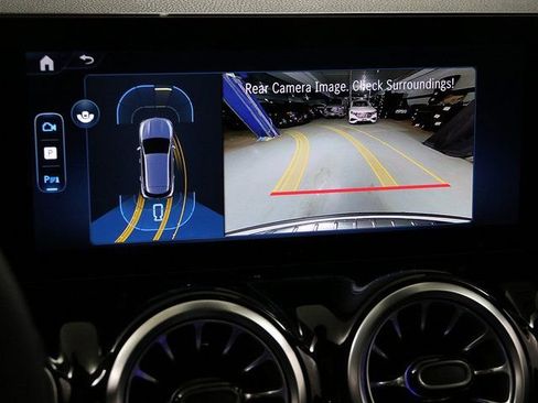 Certified 2025 Mercedes-Benz GLA 35 AMG 4MATIC image 22