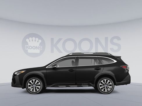Used 2023 Subaru Outback Limited image 2