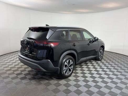 Certified 2023 Nissan Rogue SV w/ SV Premium B Package AWD/4WD image 10