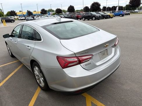 Used 2021 Chevrolet Malibu LT FWD image 7