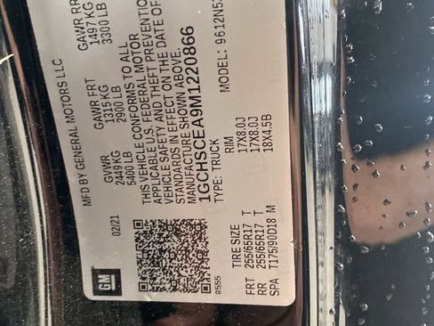 Used 2021 Chevrolet Colorado LT w/ Fleet Safety Package image 35