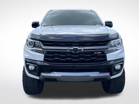 Used 2022 Chevrolet Colorado Z71 AWD/4WD image 9