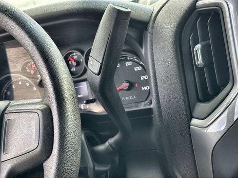 Used 2020 Chevrolet Silverado 1500 Custom w/ Custom Value Package RWD image 15