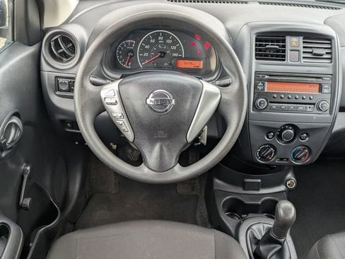 Used 2017 Nissan Versa S image 17