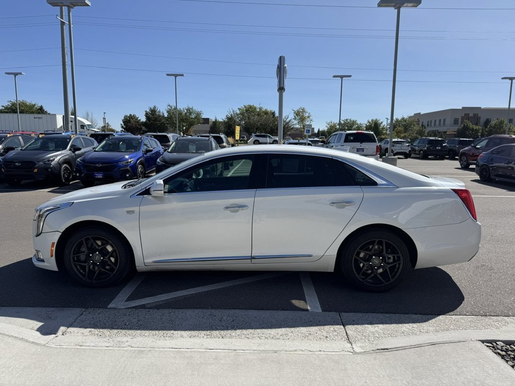 Used 2018 Cadillac XTS Luxury AWD/4WD image 4