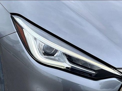 Used 2021 INFINITI QX50 Luxe w/ Appearance Package image 29