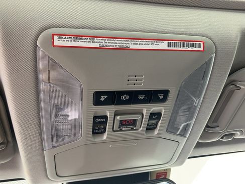 Used 2019 Toyota RAV4 XLE Premium FWD image 28
