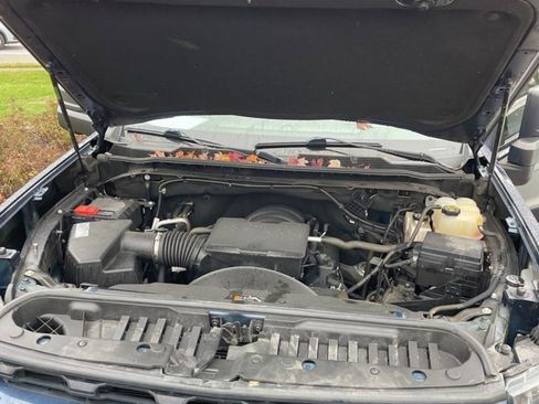 Used 2021 Chevrolet Silverado 2500 Custom w/ Custom Value Package image 25