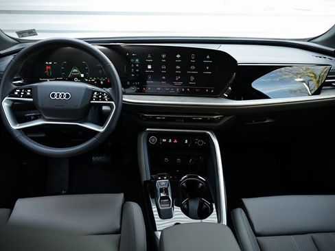 New 2025 Audi Q5 Premium Plus image 26