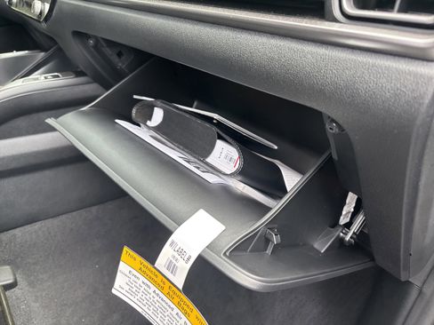 New 2025 Kia Sorento S w/ Panoramic Sunroof Package image 42