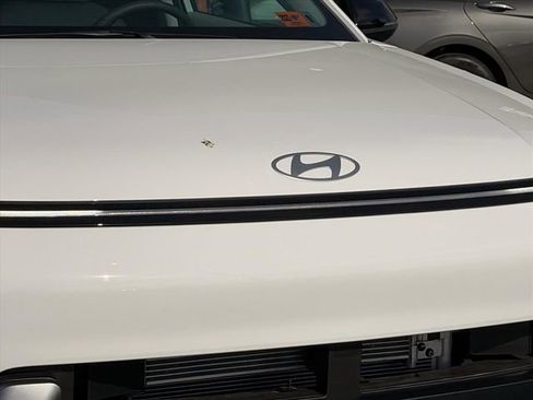 Used 2026 Hyundai Kona SEL Premium FWD image 6