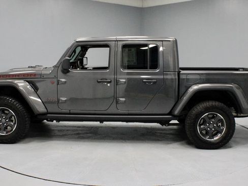 Used 2023 Jeep Gladiator Rubicon w/ Cold Weather Group AWD/4WD image 8