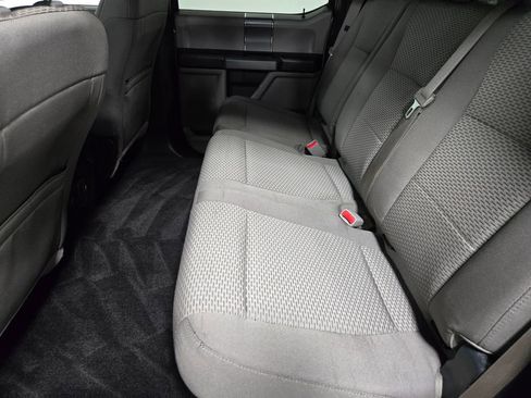 Used 2016 Ford F150 XLT w/ Equipment Group 302A Luxury AWD/4WD image 32