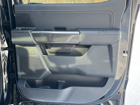 Used 2022 Ford F150 XLT w/ Equipment Group 302A High image 19