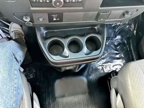 Used 2019 Chevrolet Express 2500 w/ Driver Convenience Package image 24