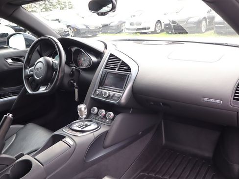 Used 2010 Audi R8 V8 AWD/4WD image 28
