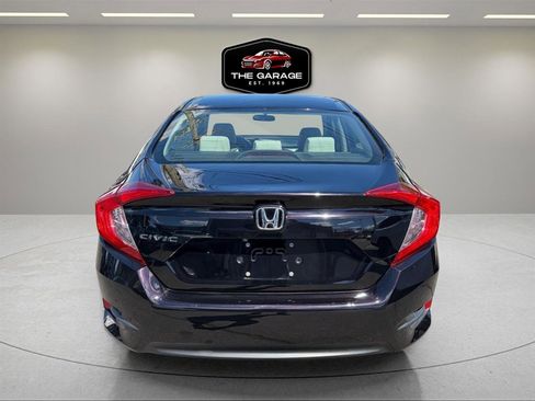 Used 2016 Honda Civic EX image 4