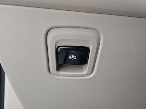 Used 2023 Maserati Grecale GT image 33