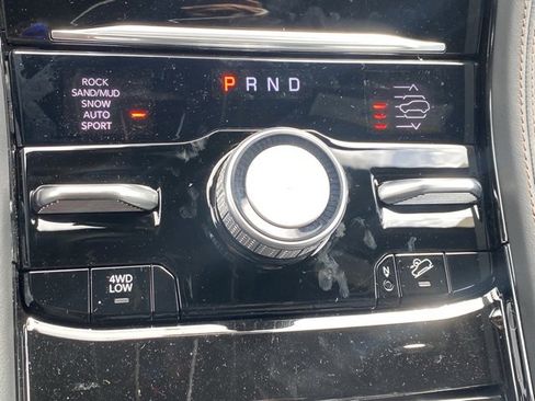 New 2025 Jeep Grand Cherokee L Summit image 26