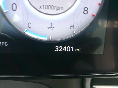 Used 2023 Hyundai Elantra SEL w/ Convenience Package image 23