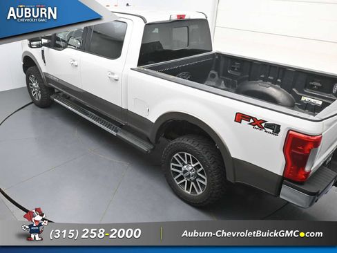 Used 2019 Ford F250 Lariat w/ Lariat Ultimate Package AWD/4WD image 31