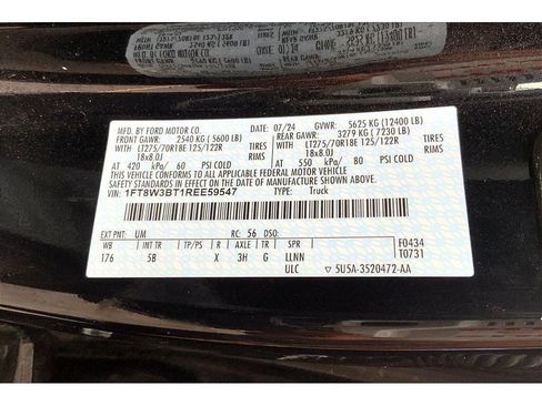 Used 2024 Ford F350 Lariat image 32