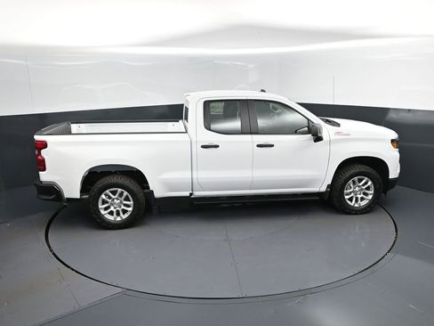 Used 2026 Chevrolet Silverado 1500 W/T w/ Z71 Off-Road Package AWD/4WD image 36