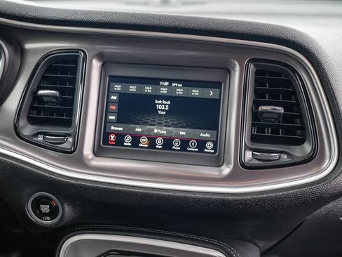 Used 2022 Dodge Challenger R/T image 14