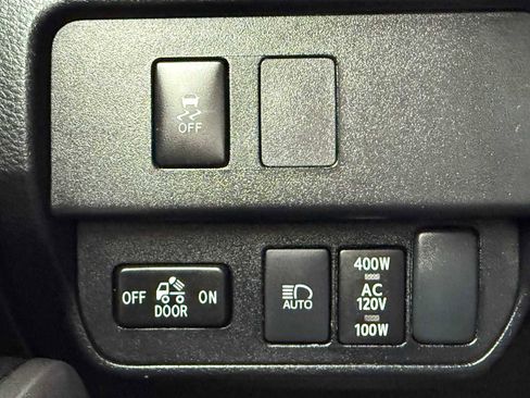 Used 2023 Toyota Tacoma TRD Sport AWD/4WD image 28