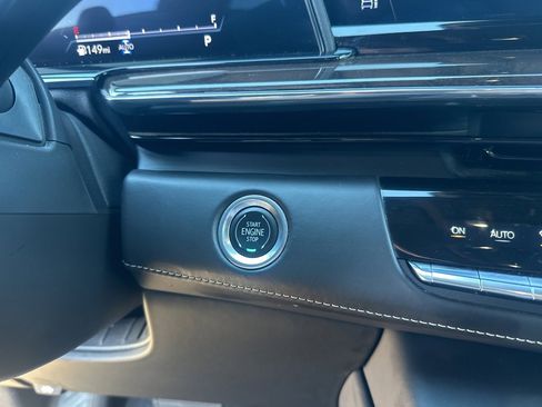 Certified 2023 Cadillac Escalade Sport Platinum image 23