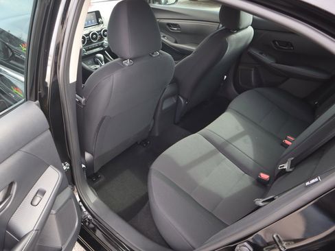 Used 2025 Nissan Sentra S image 10