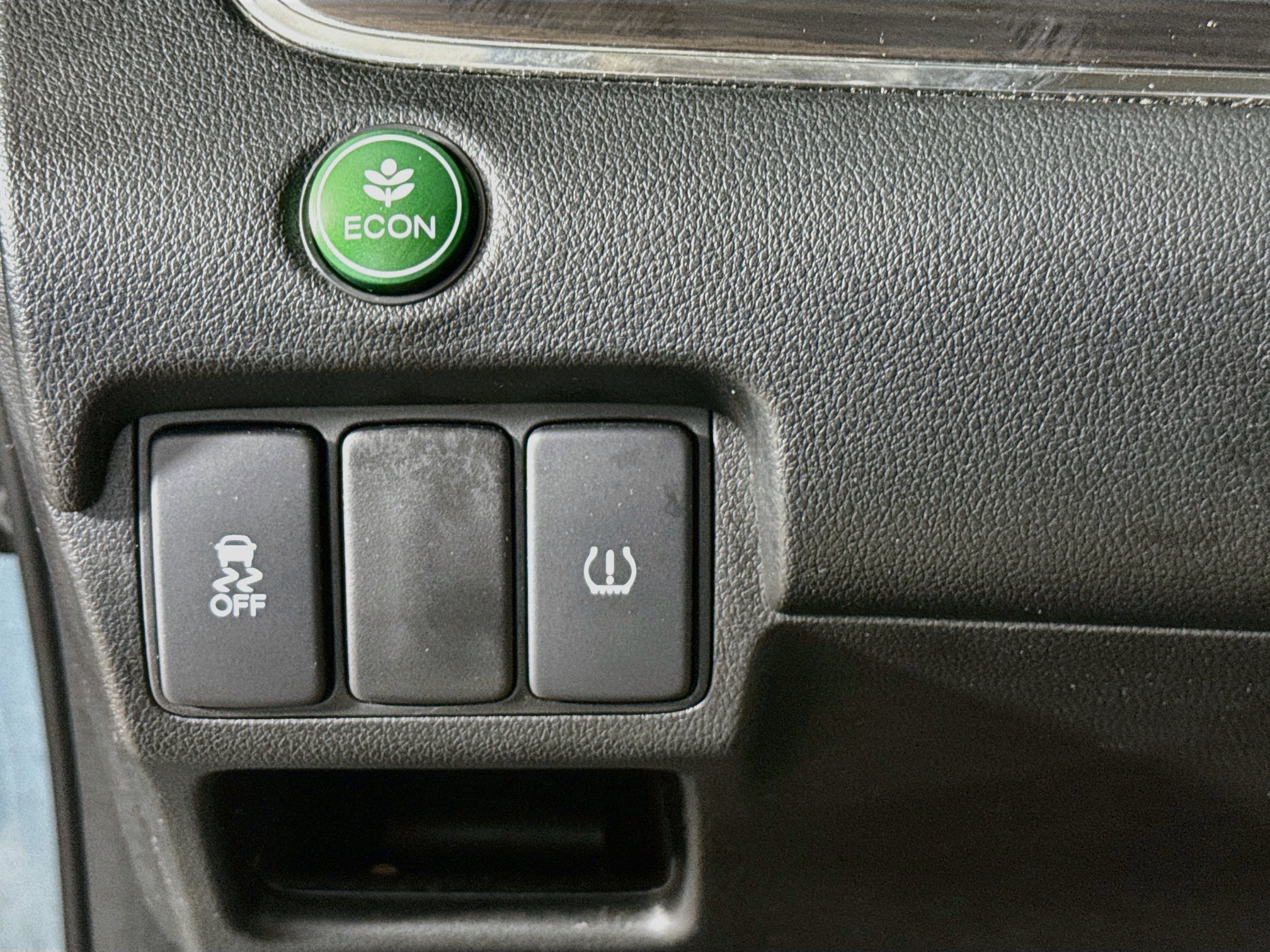 Used 2015 Honda CR-V EX-L image 9