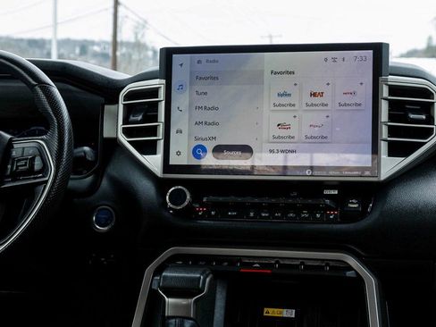 Used 2024 Toyota Tundra Limited image 20