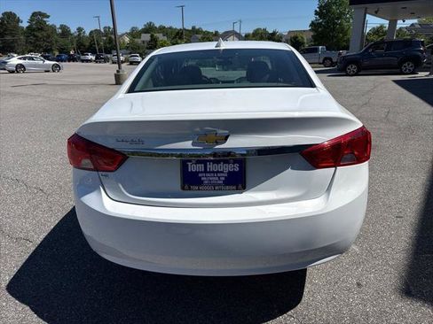 Used 2019 Chevrolet Impala LS FWD image 5