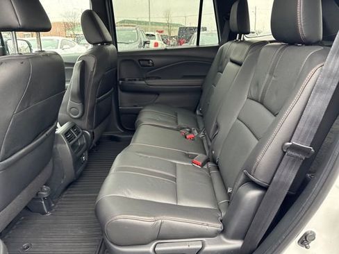 Used 2022 Honda Passport TrailSport image 25