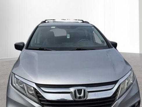 Used 2018 Honda Odyssey LX image 2