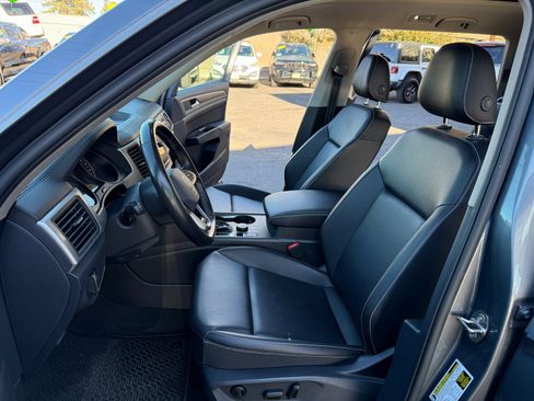 Used 2021 Volkswagen Atlas SE image 7