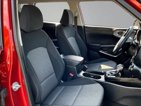 Used 2022 Kia Soul S FWD image 25