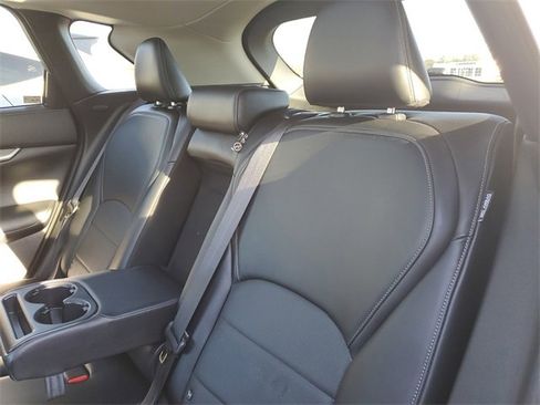 Used 2022 INFINITI QX50 Luxe image 11