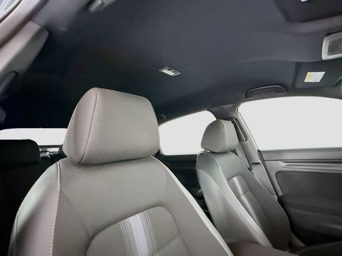 Certified 2025 Honda Civic Sport image 18