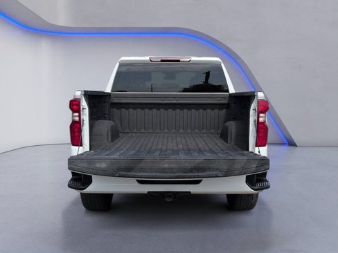 Used 2023 Chevrolet Silverado 1500 Custom AWD/4WD image 14