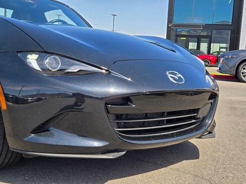 Used 2025 MAZDA MX-5 Miata RF Grand Touring RWD image 8