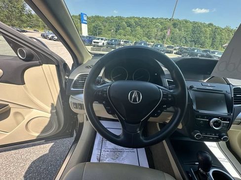 Used 2017 Acura RDX AWD w/ Technology Package image 13