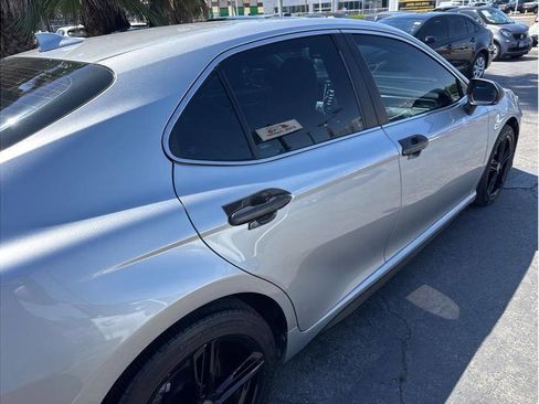 Used 2018 Toyota Camry SE w/ Audio Package FWD image 8